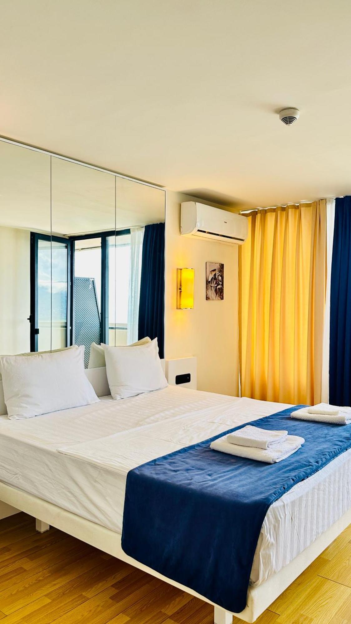 New Orbi Batumi Hotel Eksteriør billede
